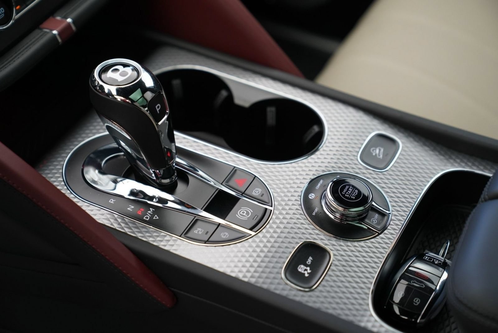 New 2026 Bentley Bentayga Extended Wheelbase AWD/4WD image 14