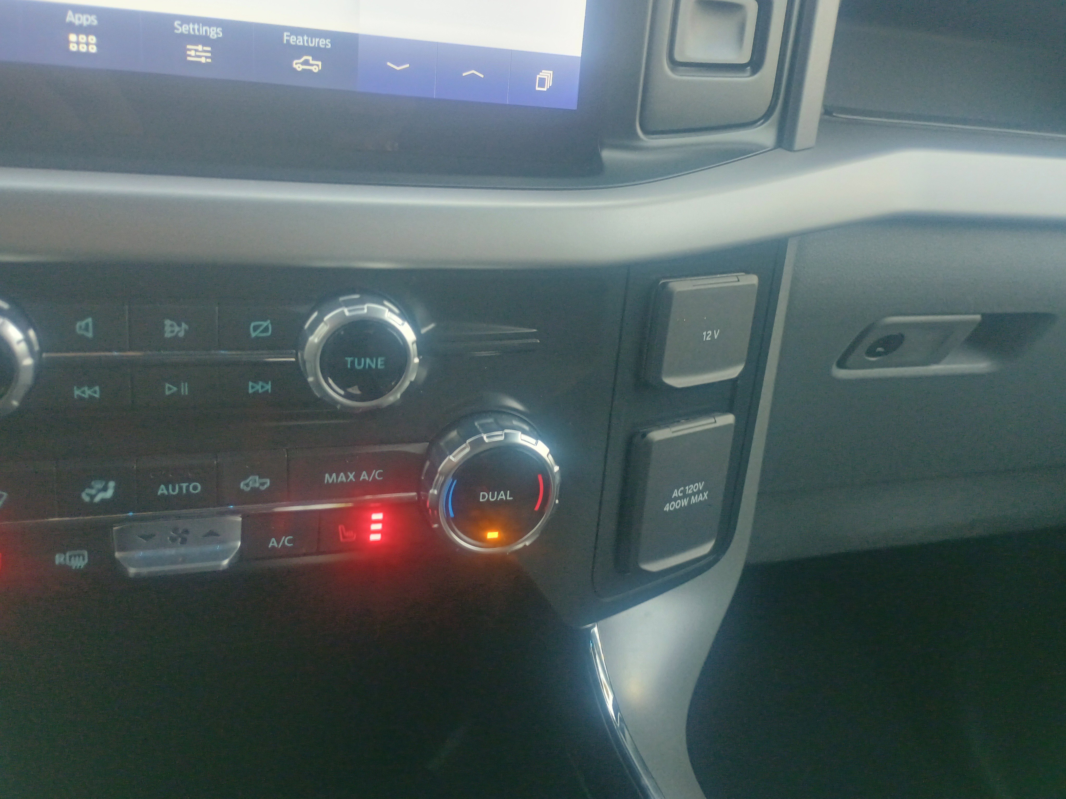 Certified 2022 Ford F150 XLT w/ Equipment Group 302A High image 25