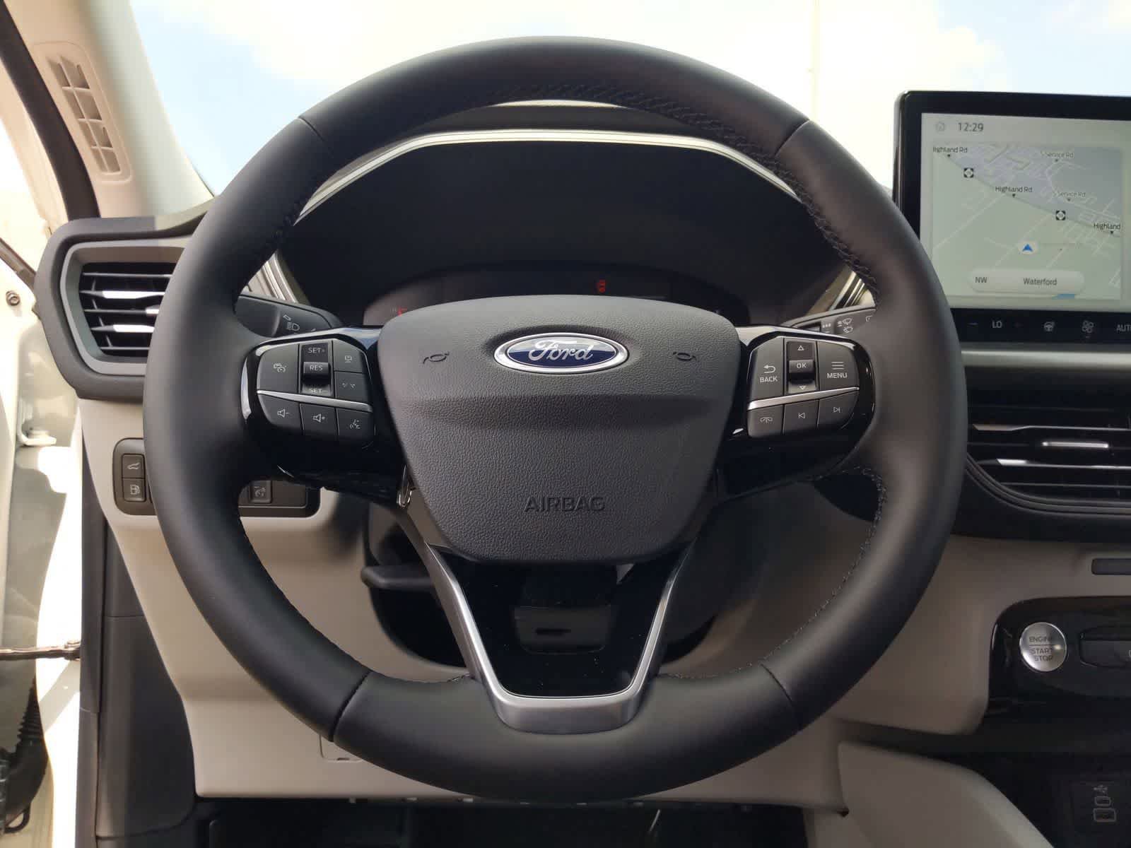 New 2024 Ford Escape SE FWD image 23