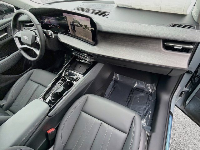 New 2026 Audi Q3 quattro 2.0T AWD/4WD image 14