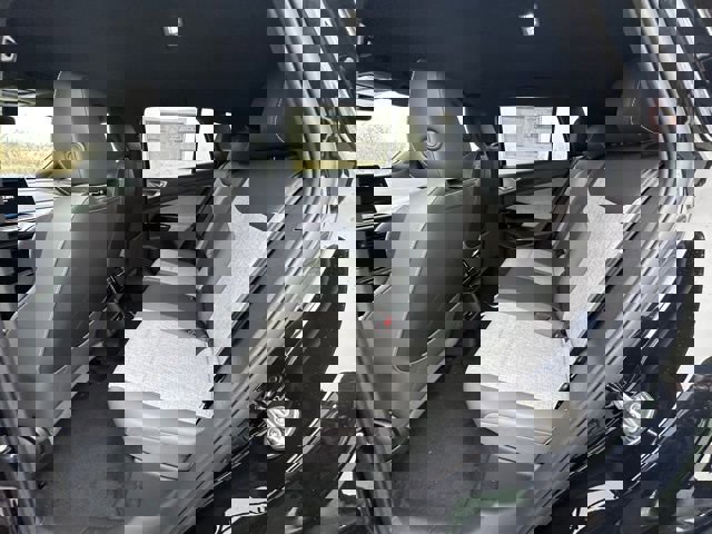 New 2025 Volkswagen ID.4 Pro image 26