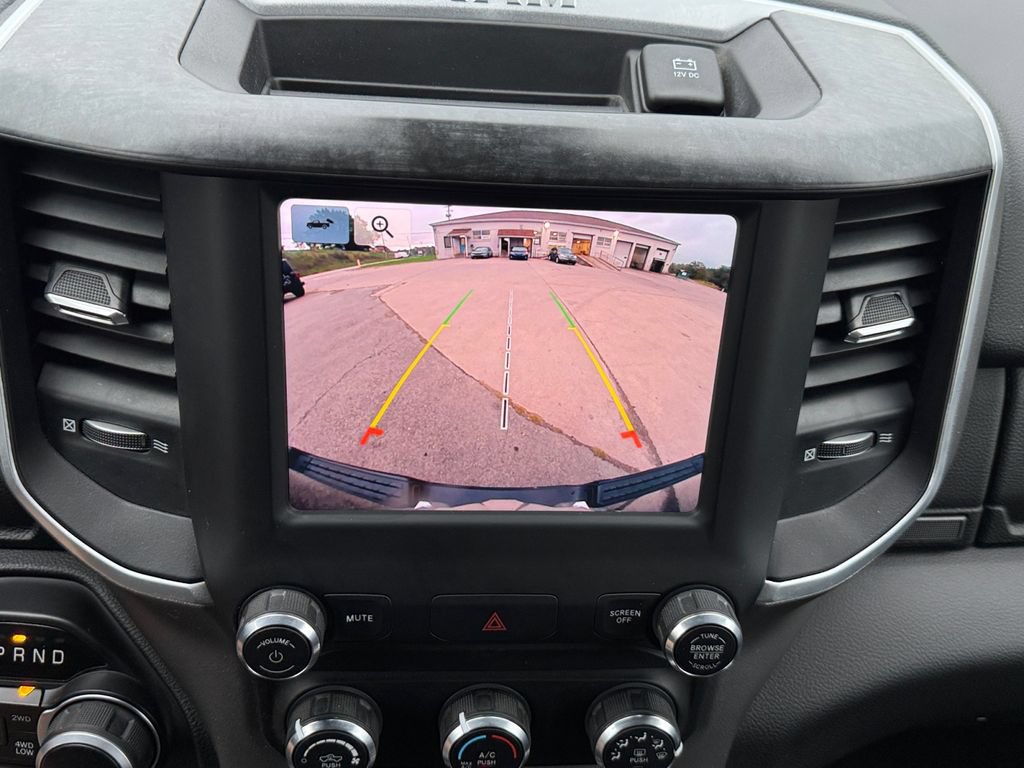 Used 2022 RAM 1500 Big Horn AWD/4WD image 18