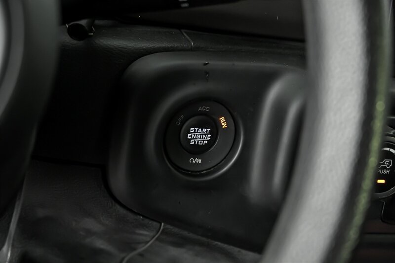 Used 2018 Jeep Wrangler Unlimited Sport AWD/4WD image 21
