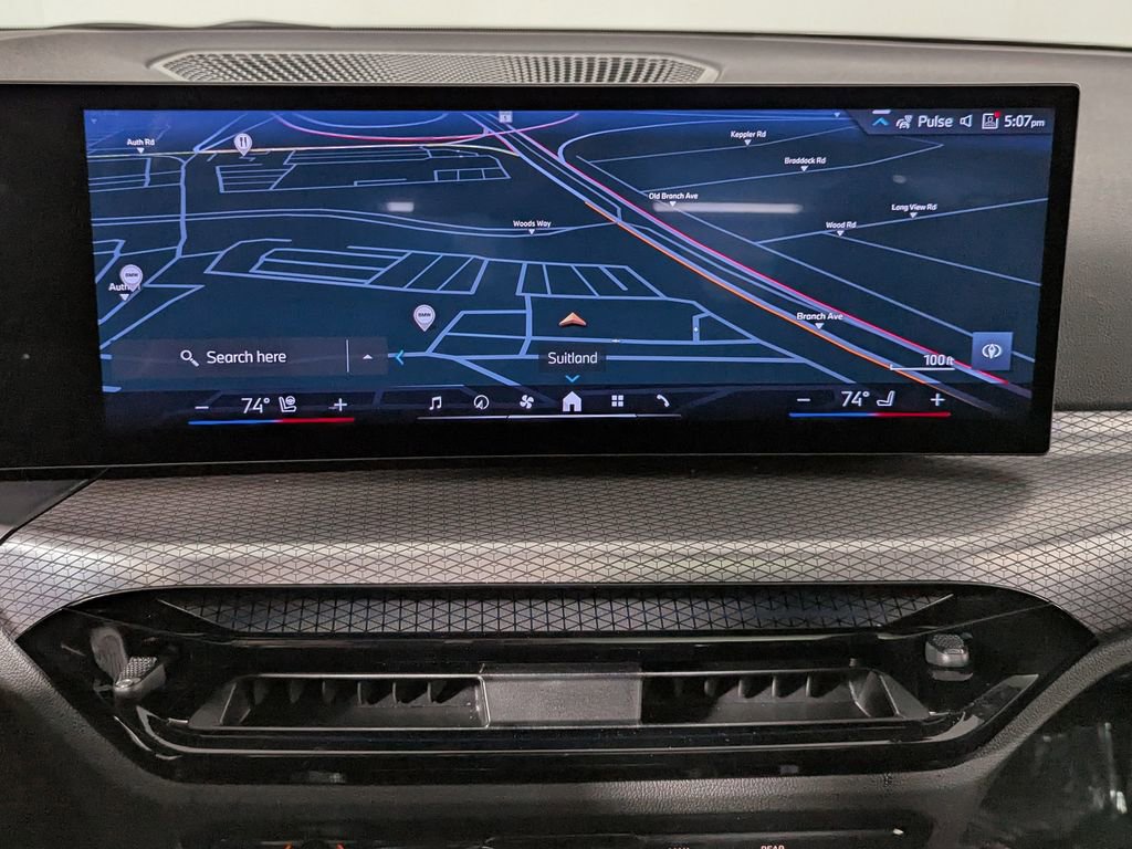 Used 2025 BMW 330i xDrive Sedan w/ Convenience Package image 20