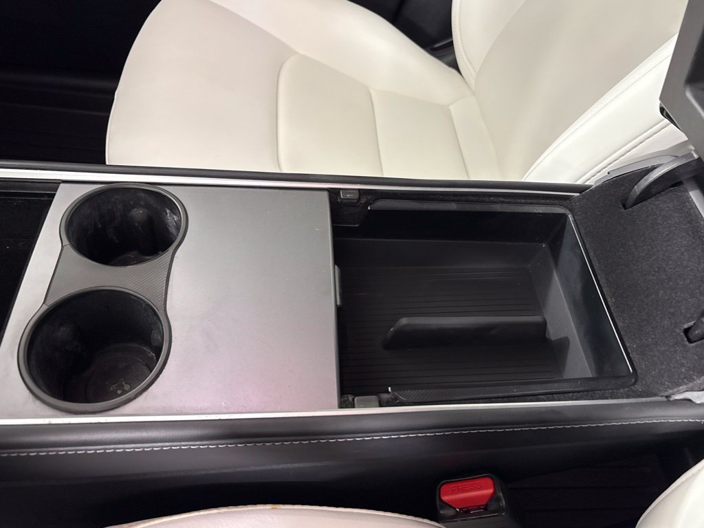 Used 2024 Tesla Model Y Performance AWD/4WD image 42