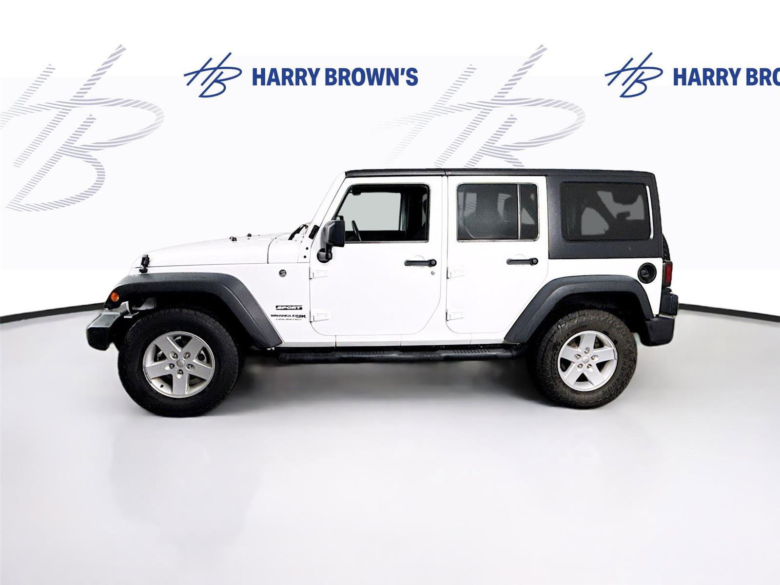 Used 2018 Jeep Wrangler Unlimited Sport S image 22