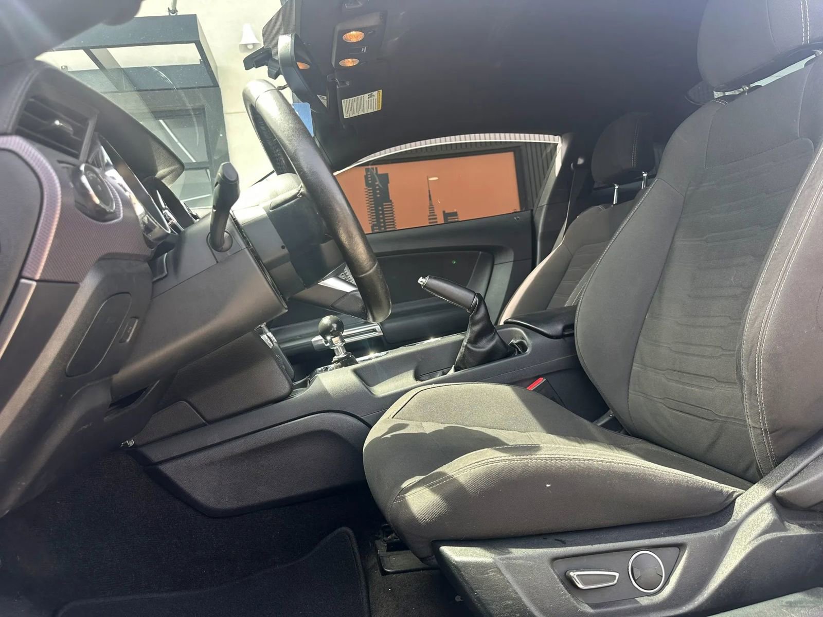 Used 2016 Ford Mustang GT RWD image 7