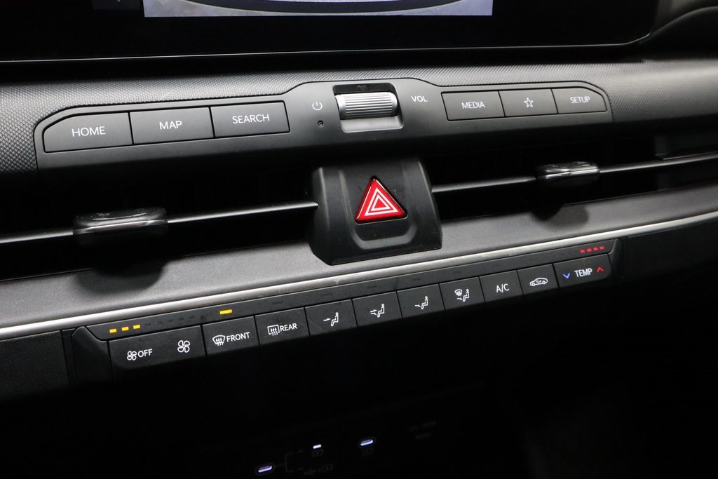 Used 2025 Kia K4 LXS image 30