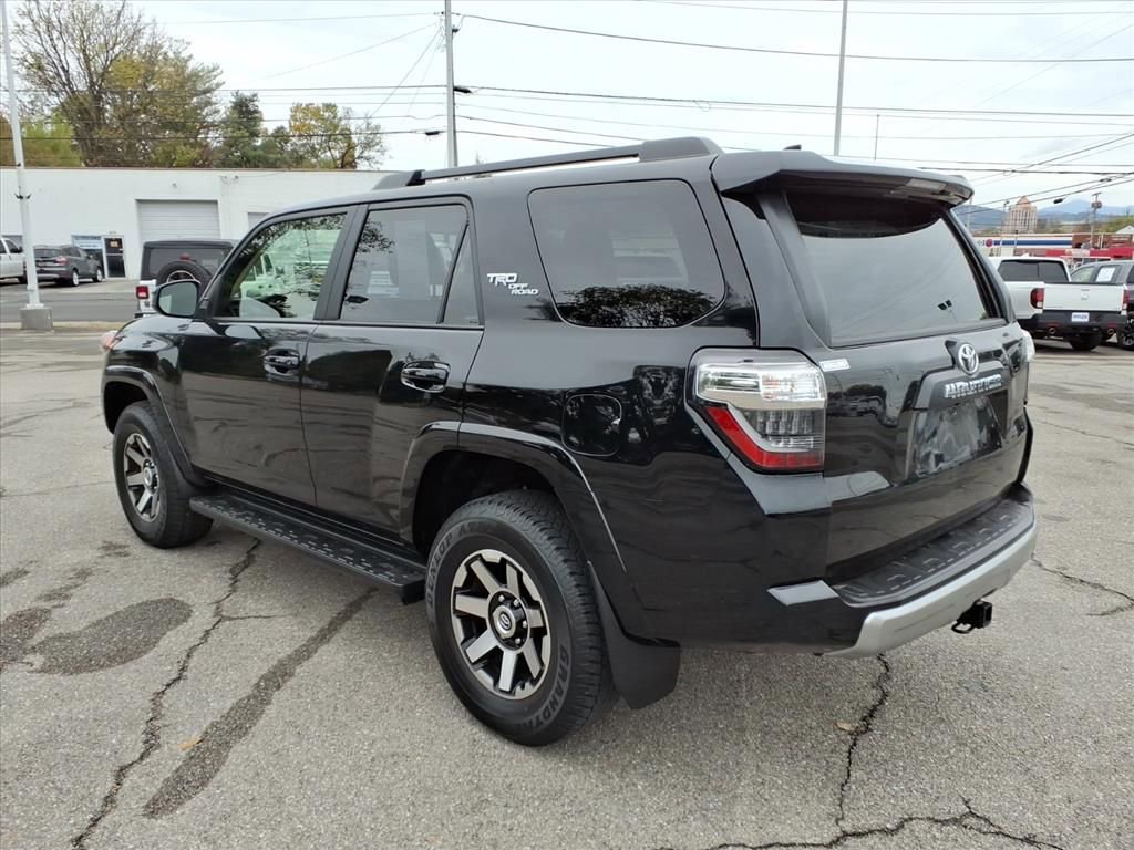 Used 2024 Toyota 4Runner TRD Off-Road image 6