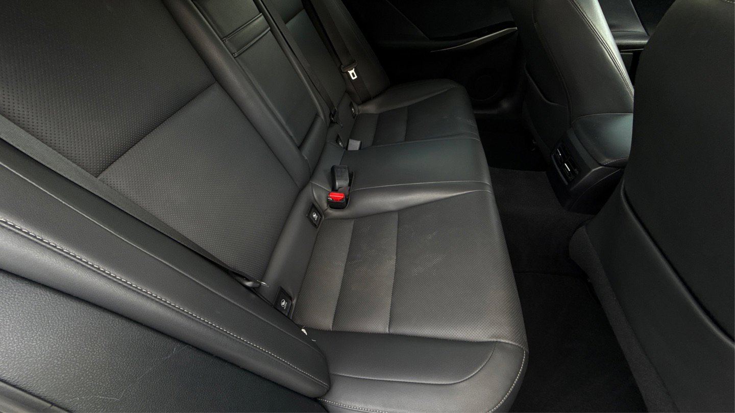 Used 2015 Lexus IS 250 RWD image 23