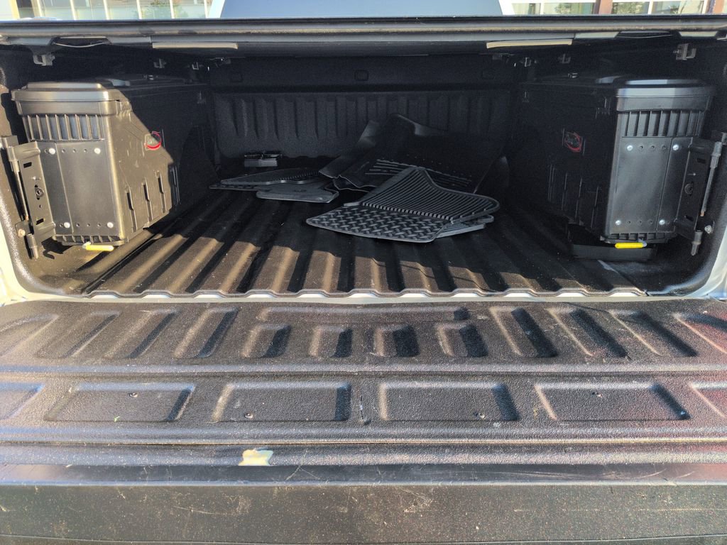 Used 2018 Chevrolet Silverado 2500 LT w/ All Star Edition AWD/4WD image 23