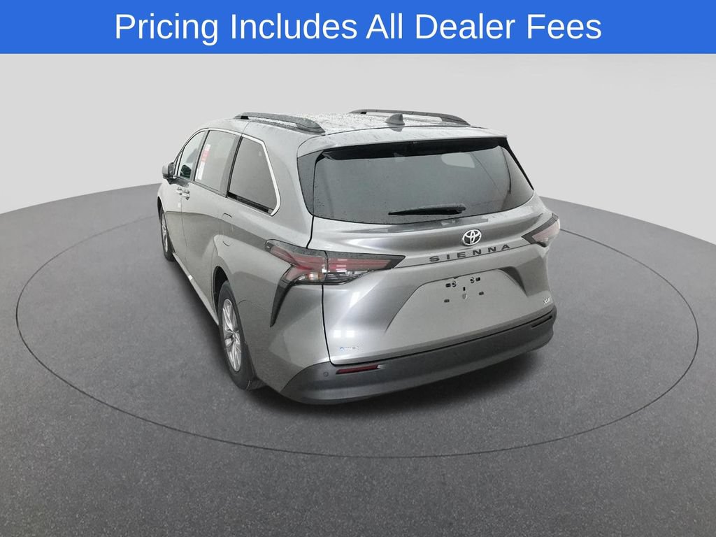 New 2026 Toyota Sienna XLE FWD image 6
