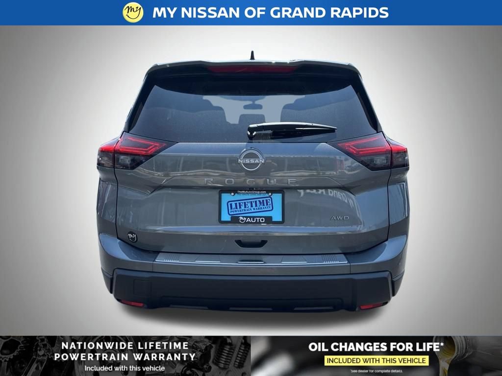 New 2026 Nissan Rogue SV AWD/4WD image 4