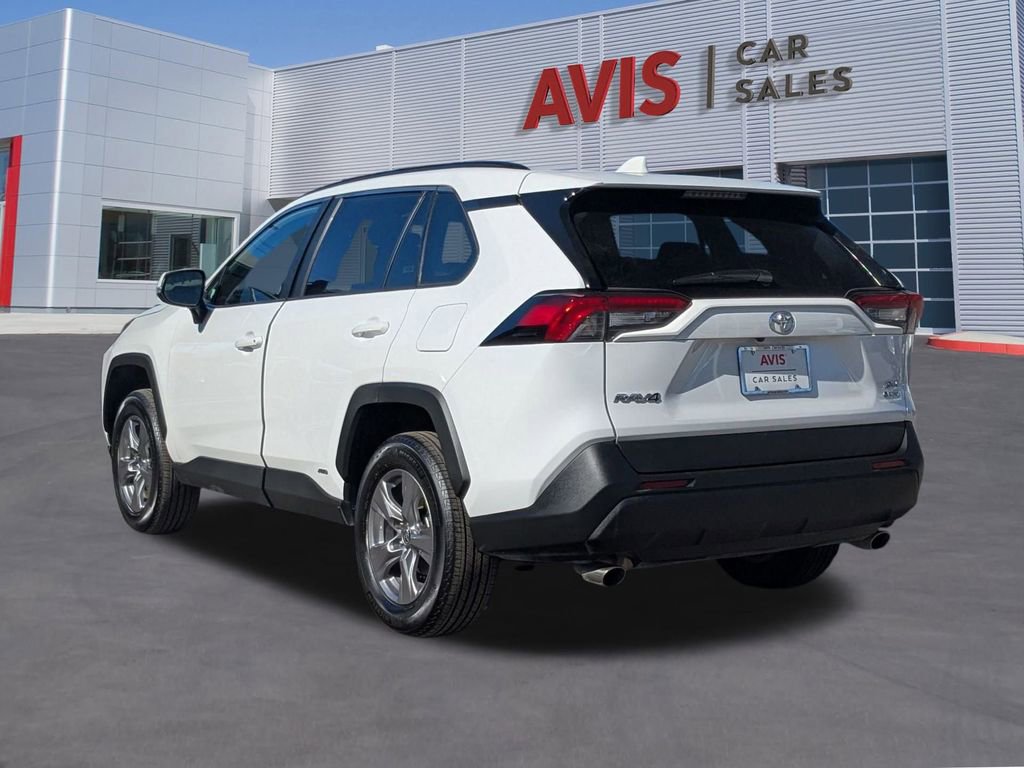 Used 2025 Toyota RAV4 XLE video 3