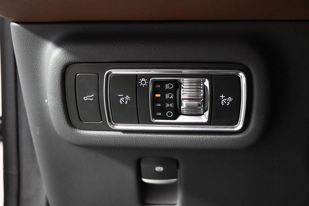 New 2026 Lincoln Nautilus Reserve w/ Jet Appearance Package image 24