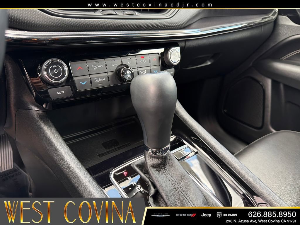 Used 2022 Jeep Compass Latitude w/ Convenience Group FWD image 16