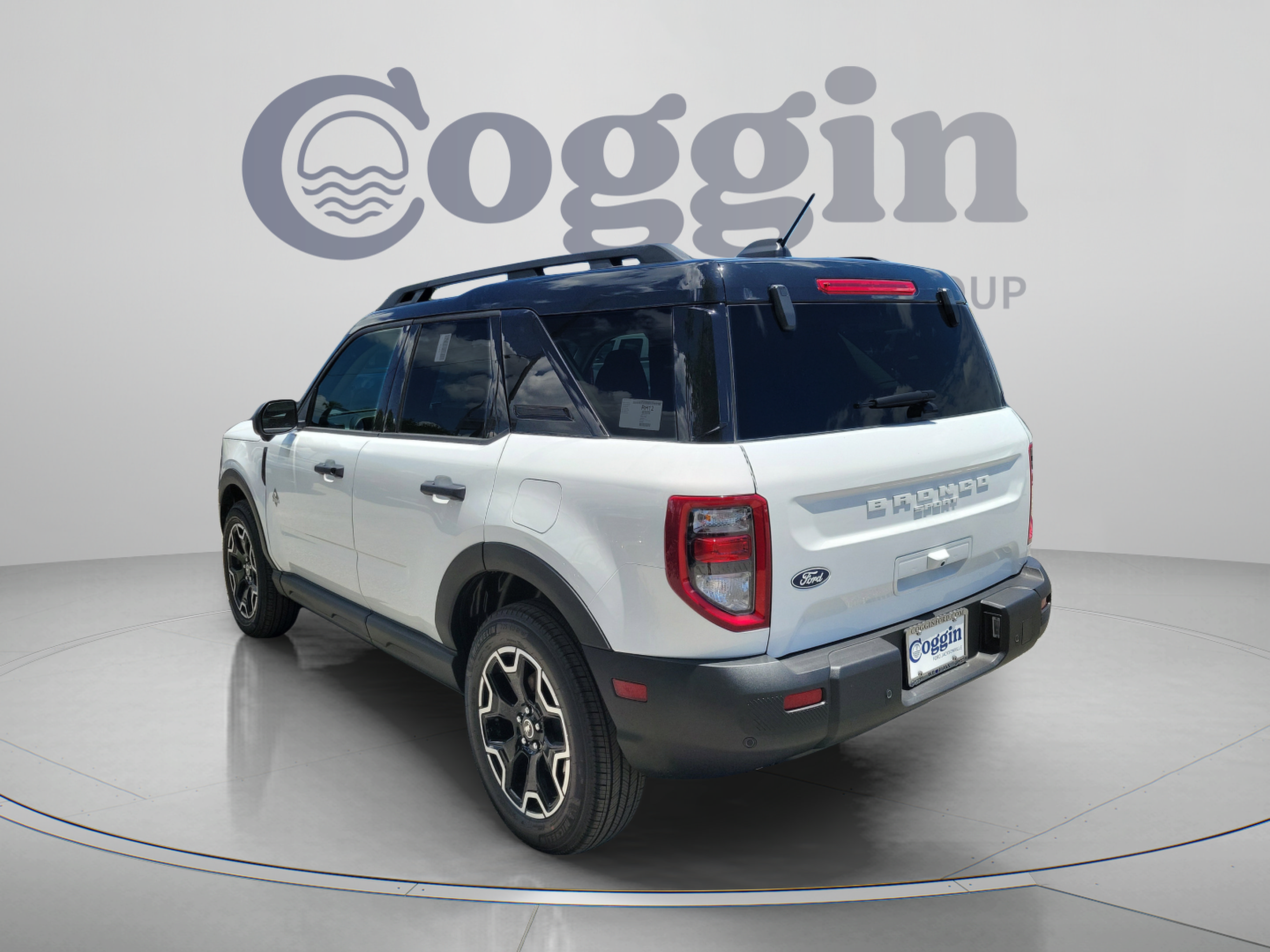 New 2026 Ford Bronco Sport Outer Banks w/ Outer Banks Tech Package+ AWD/4WD image 2