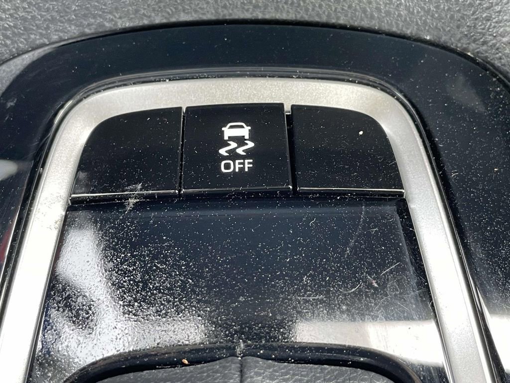 Used 2024 Toyota Corolla LE image 36