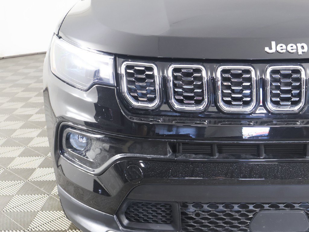 Used 2026 Jeep Compass Limited AWD/4WD image 14