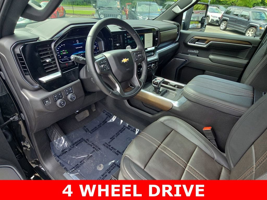 Used 2024 Chevrolet Silverado 1500 High Country w/ High Country Premium Package image 15