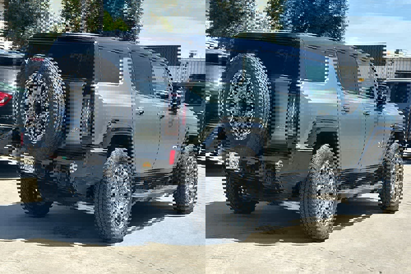 Used 2024 GMC Hummer EV 3X image 3