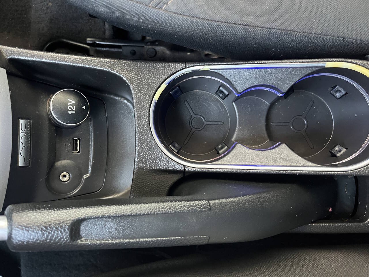 Used 2015 Ford Fiesta SE FWD image 32