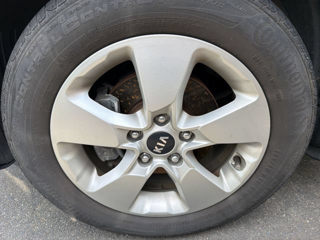 Used 2017 Kia Soul w/ Convenience Package FWD image 9