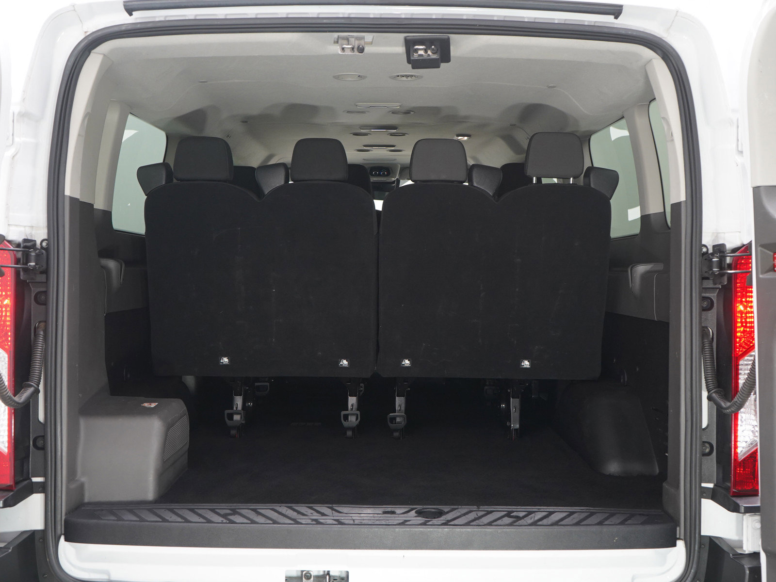 Used 2024 Ford Transit 350 XLT image 14