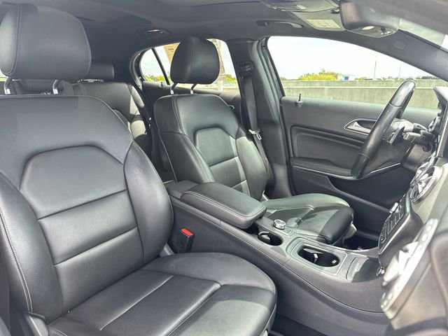 Used 2017 Mercedes-Benz GLA 250 4MATIC image 30