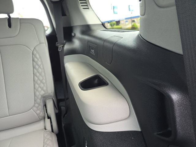 Used 2023 Jeep Grand Cherokee L Summit w/ Advanced Protech Group IV AWD/4WD image 42