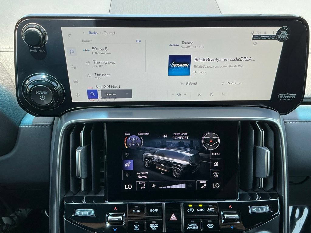New 2026 Lexus LX 700h Luxury AWD/4WD image 25