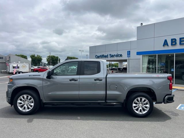Used 2020 Chevrolet Silverado 1500 Custom w/ Custom Value Package AWD/4WD image 12