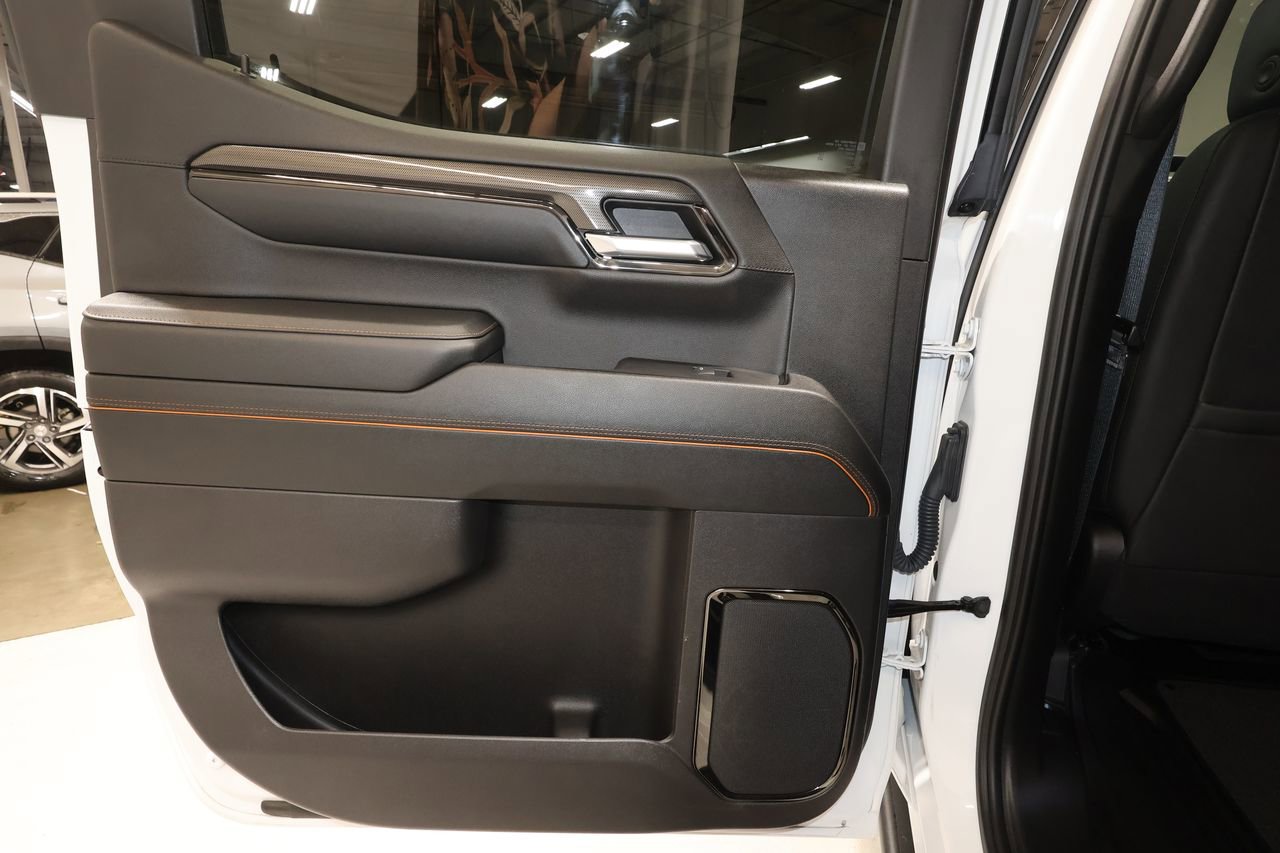 Certified 2024 GMC Sierra 1500 AT4 w/ AT4 Carbonpro Edition image 21