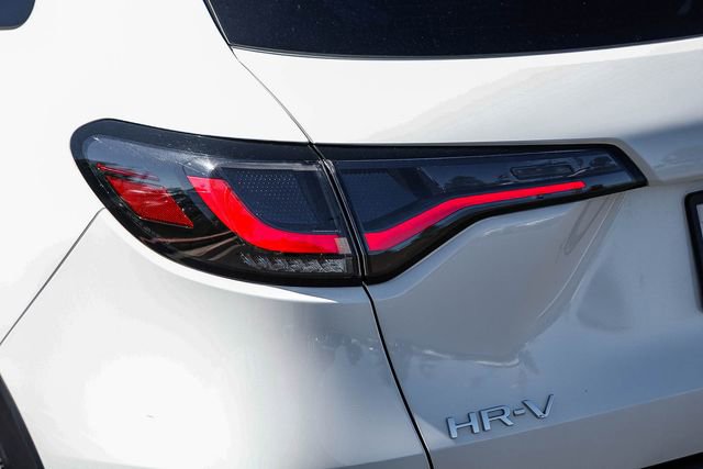Used 2025 Honda HR-V Sport image 10