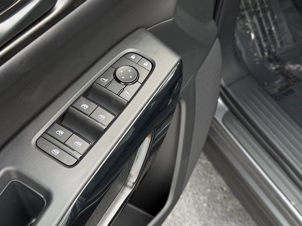 New 2026 Nissan Pathfinder SV image 13