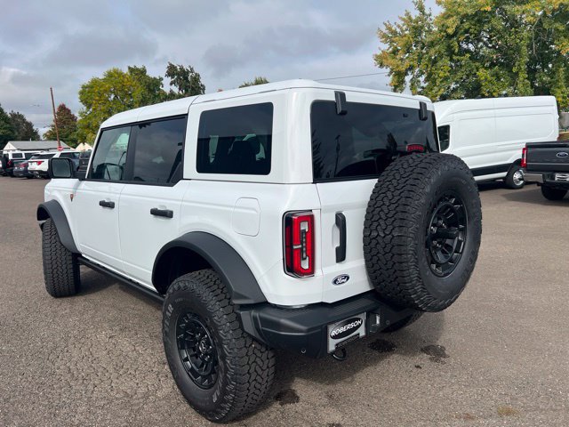 New 2026 Ford Bronco Badlands AWD/4WD image 3