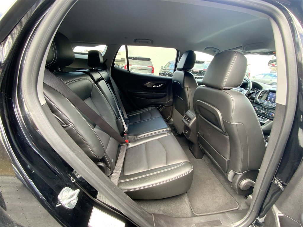 Used 2024 GMC Terrain SLT image 26