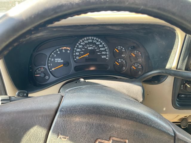 Used 2005 Chevrolet Silverado 3500 LS w/ Skid Plate Package AWD/4WD image 10