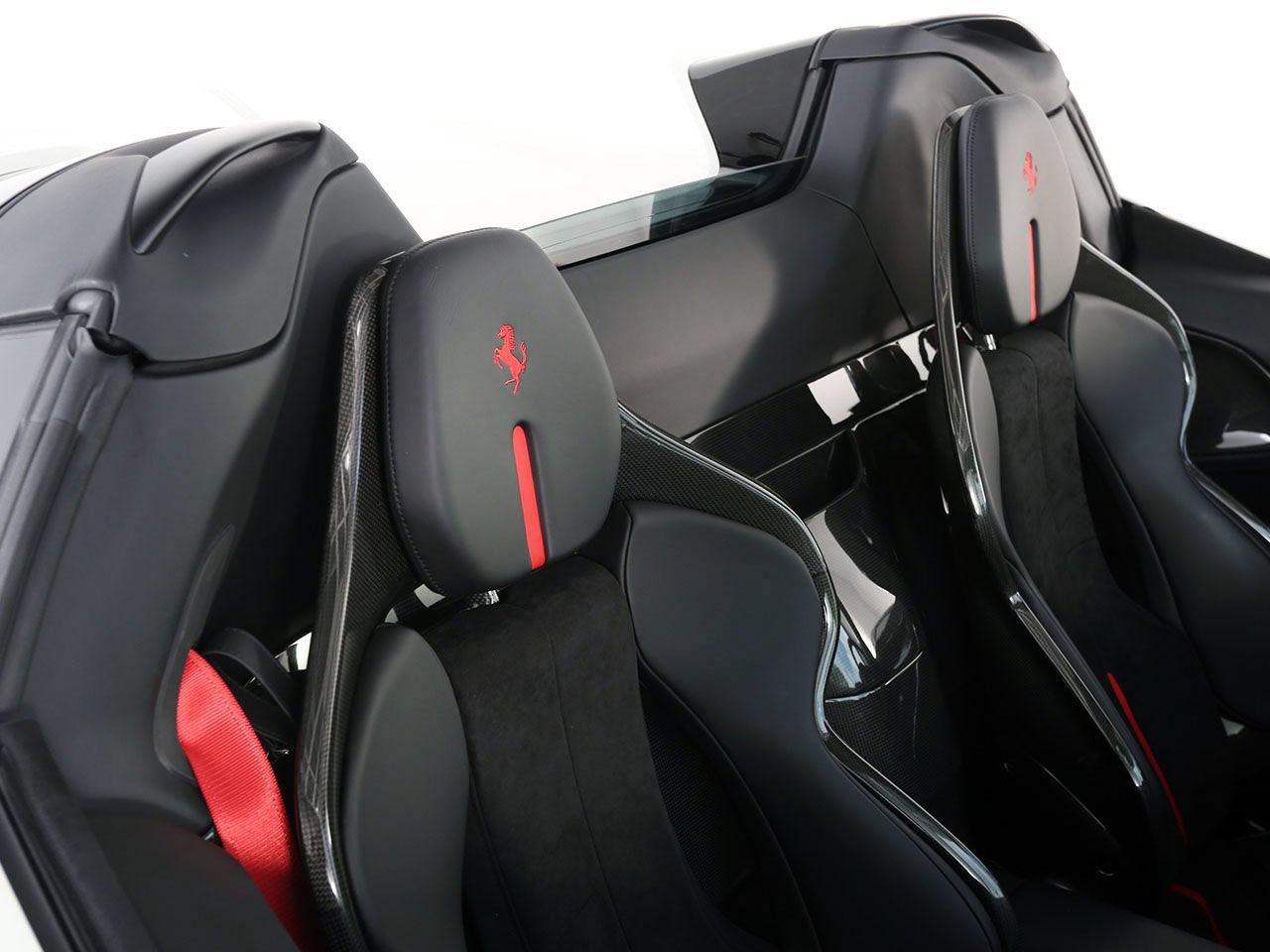 Used 2023 Ferrari SF90 Spider AWD/4WD image 19