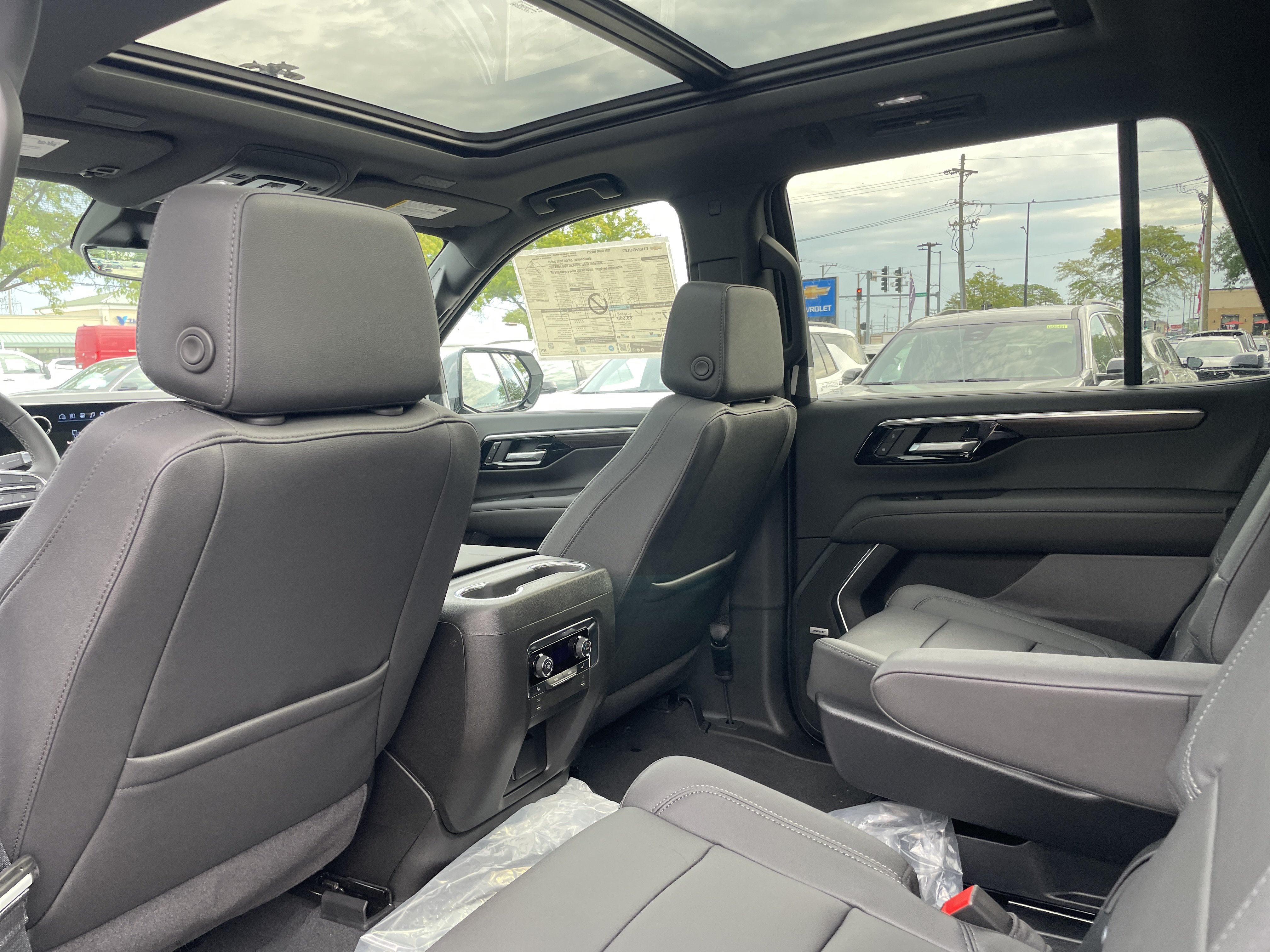 New 2026 Chevrolet Tahoe Z71 w/ Z71 Off-Road Package AWD/4WD image 27