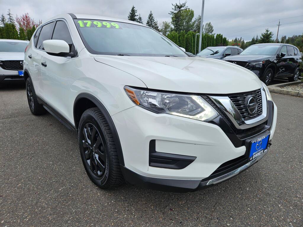 Used 2018 Nissan Rogue S AWD/4WD image 6