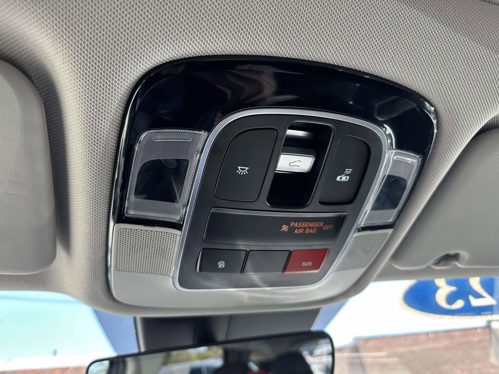 Used 2023 Hyundai Tucson Limited image 31