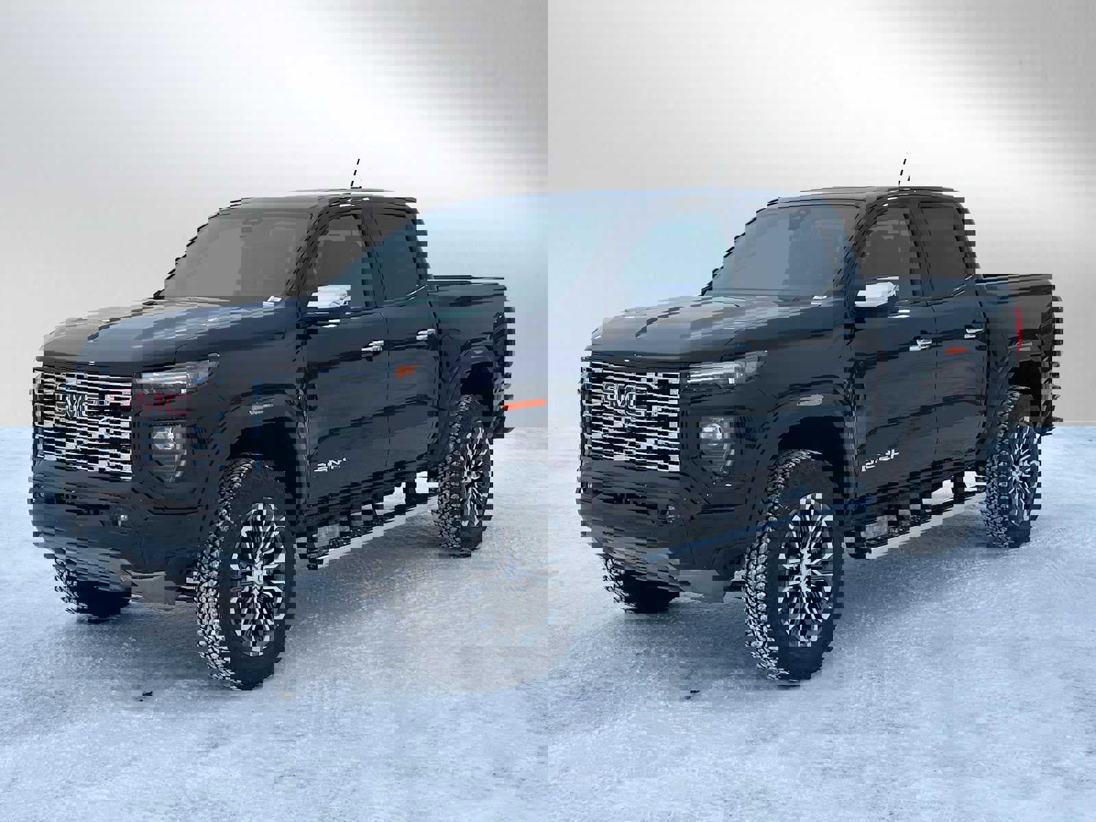 New 2026 GMC Canyon Denali image 7