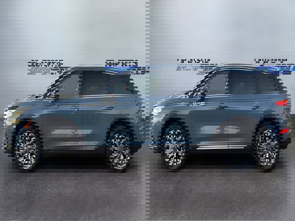 Used 2024 Lincoln Corsair Reserve w/ Equipment Group 201A image 8