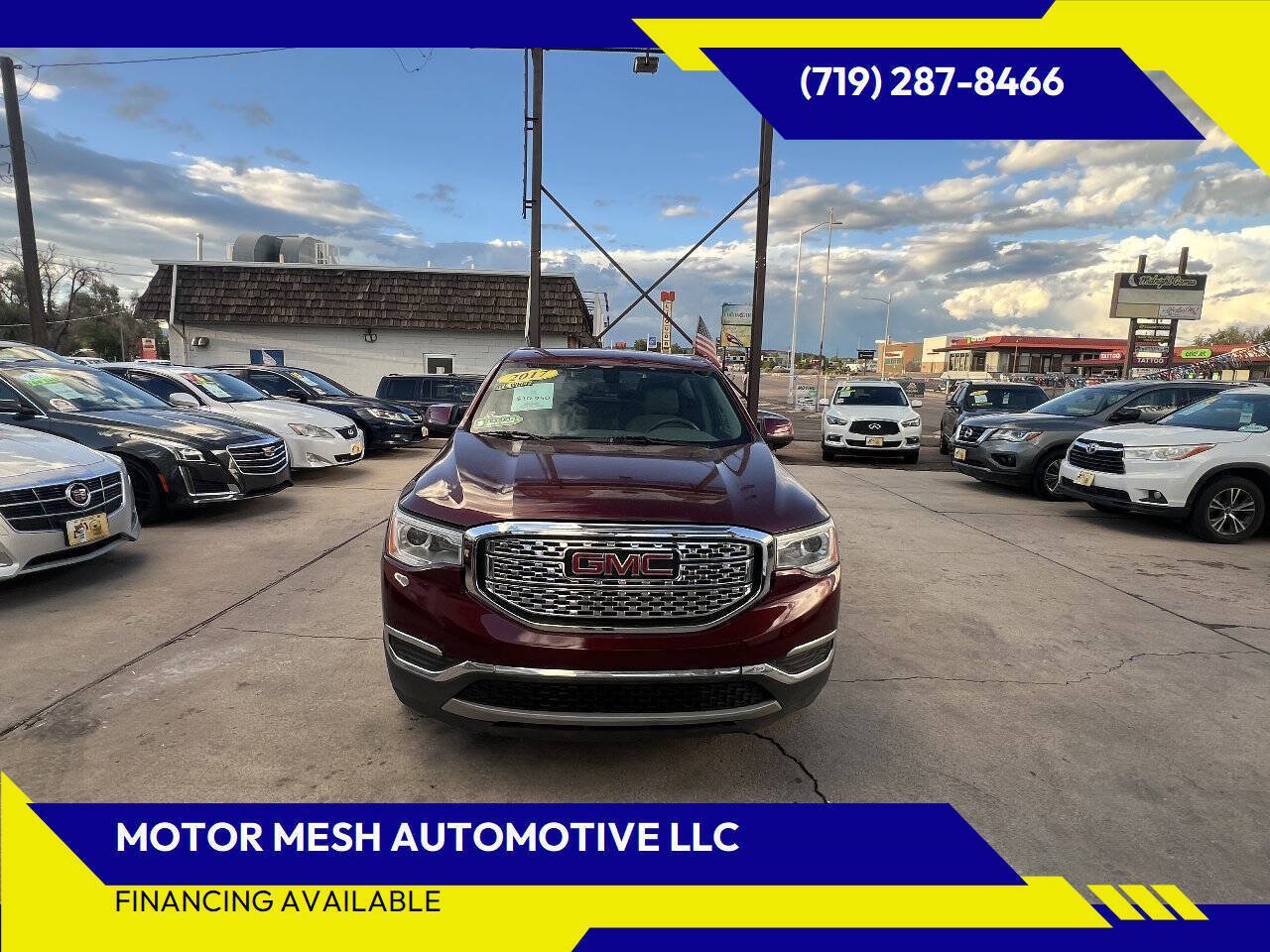 Used 2017 GMC Acadia SLE w/ LPO, Floor Liner Package AWD/4WD image 2