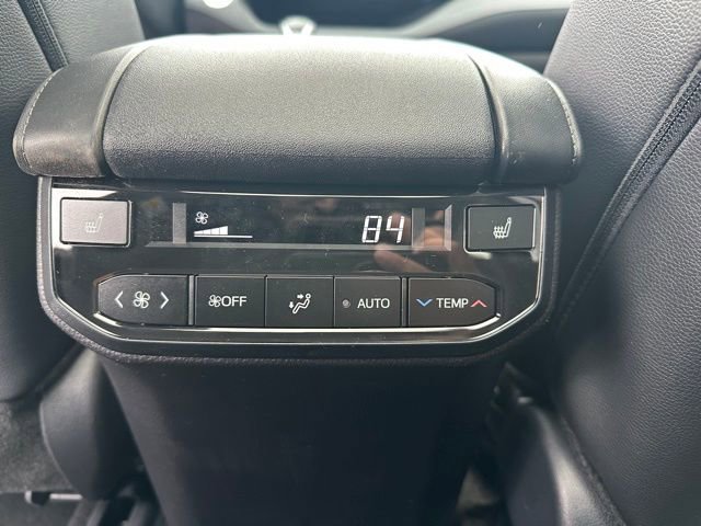 New 2026 Toyota Highlander Platinum image 13