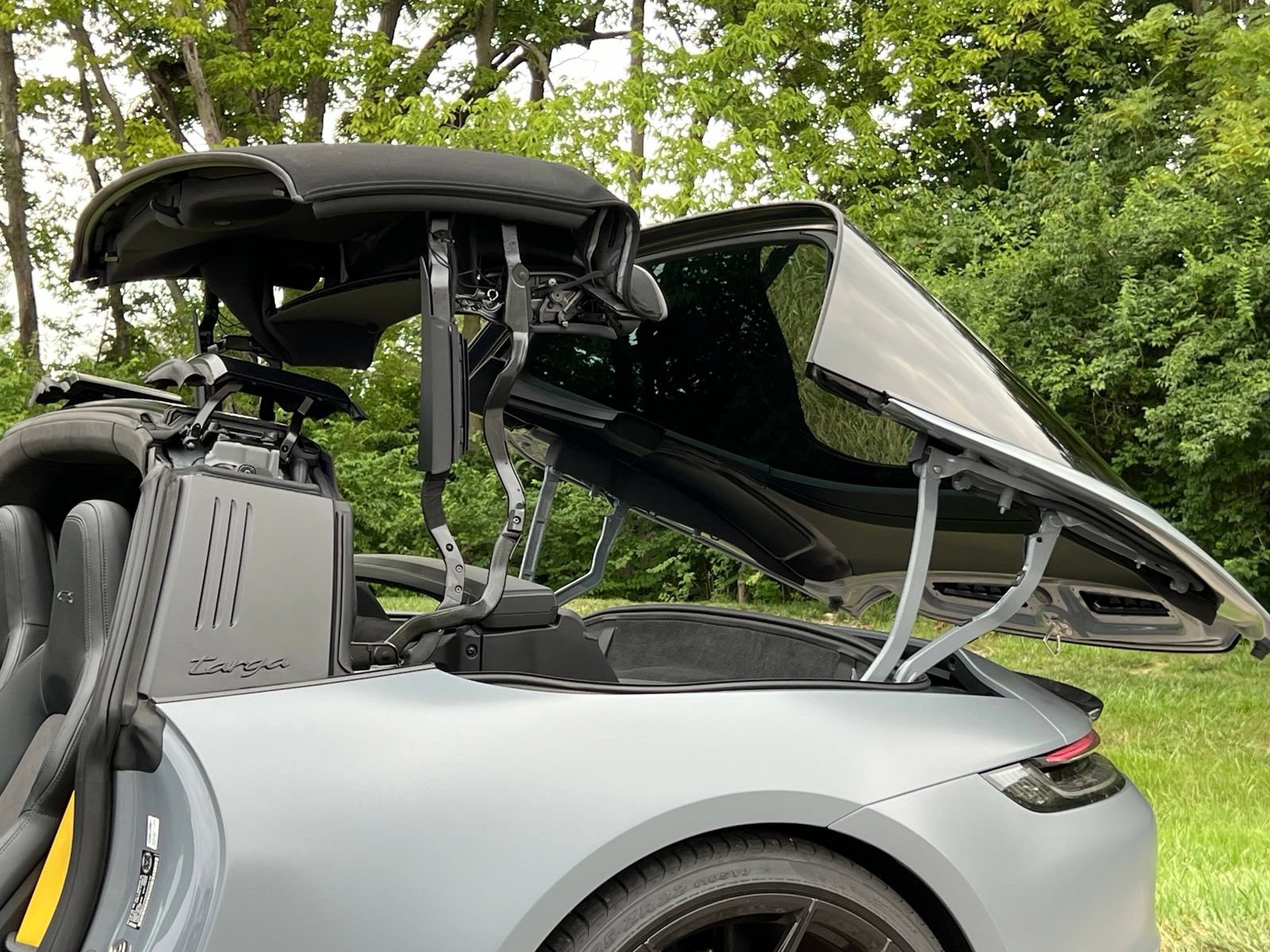 Certified 2024 Porsche 911 Targa 4 GTS AWD/4WD image 24