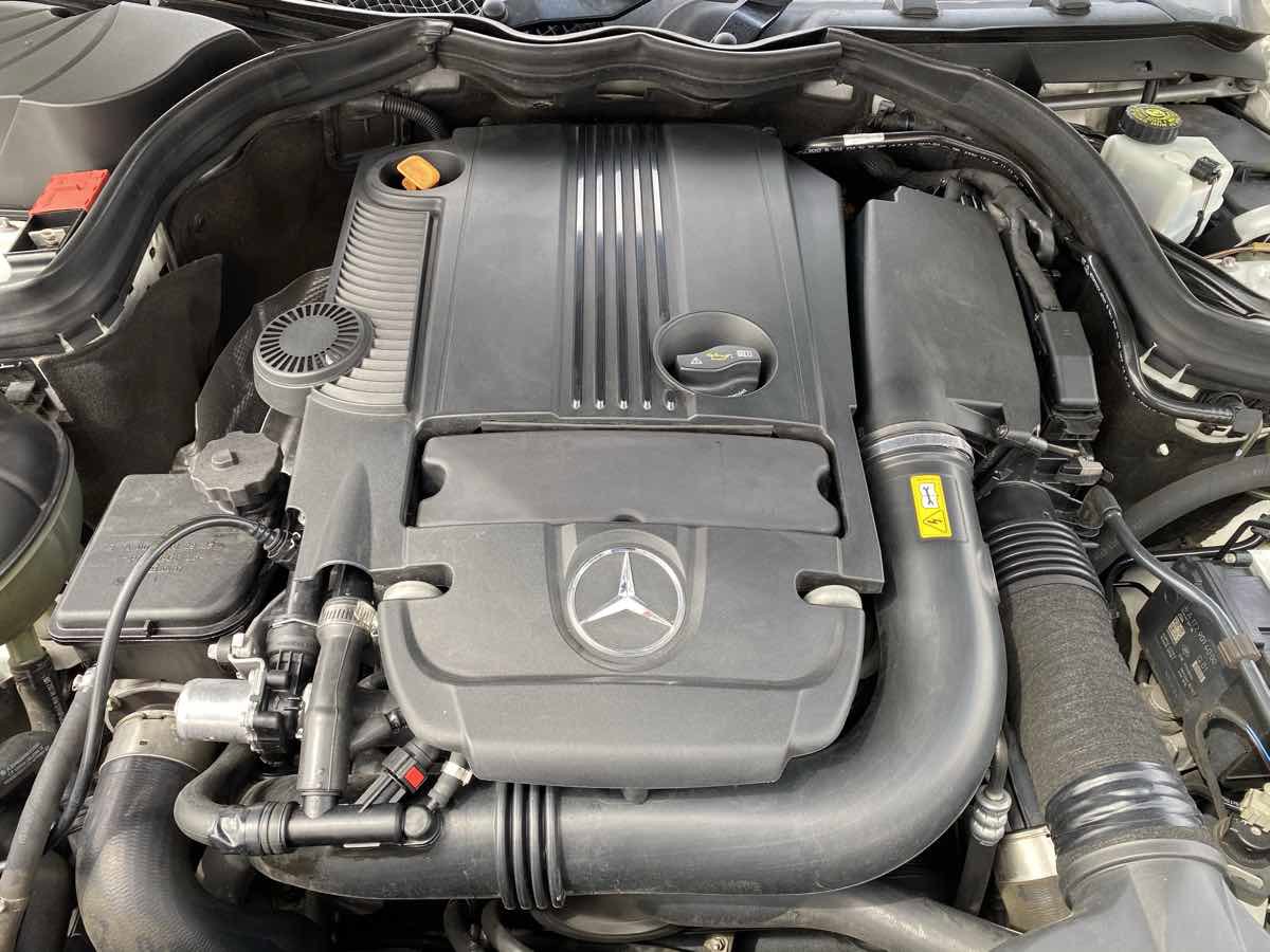 Used 2013 Mercedes-Benz C 250 Luxury image 19