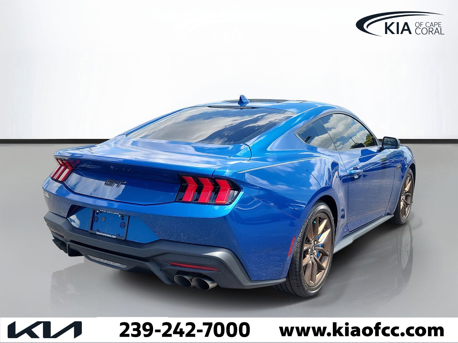 Used 2024 Ford Mustang GT Premium RWD image 4