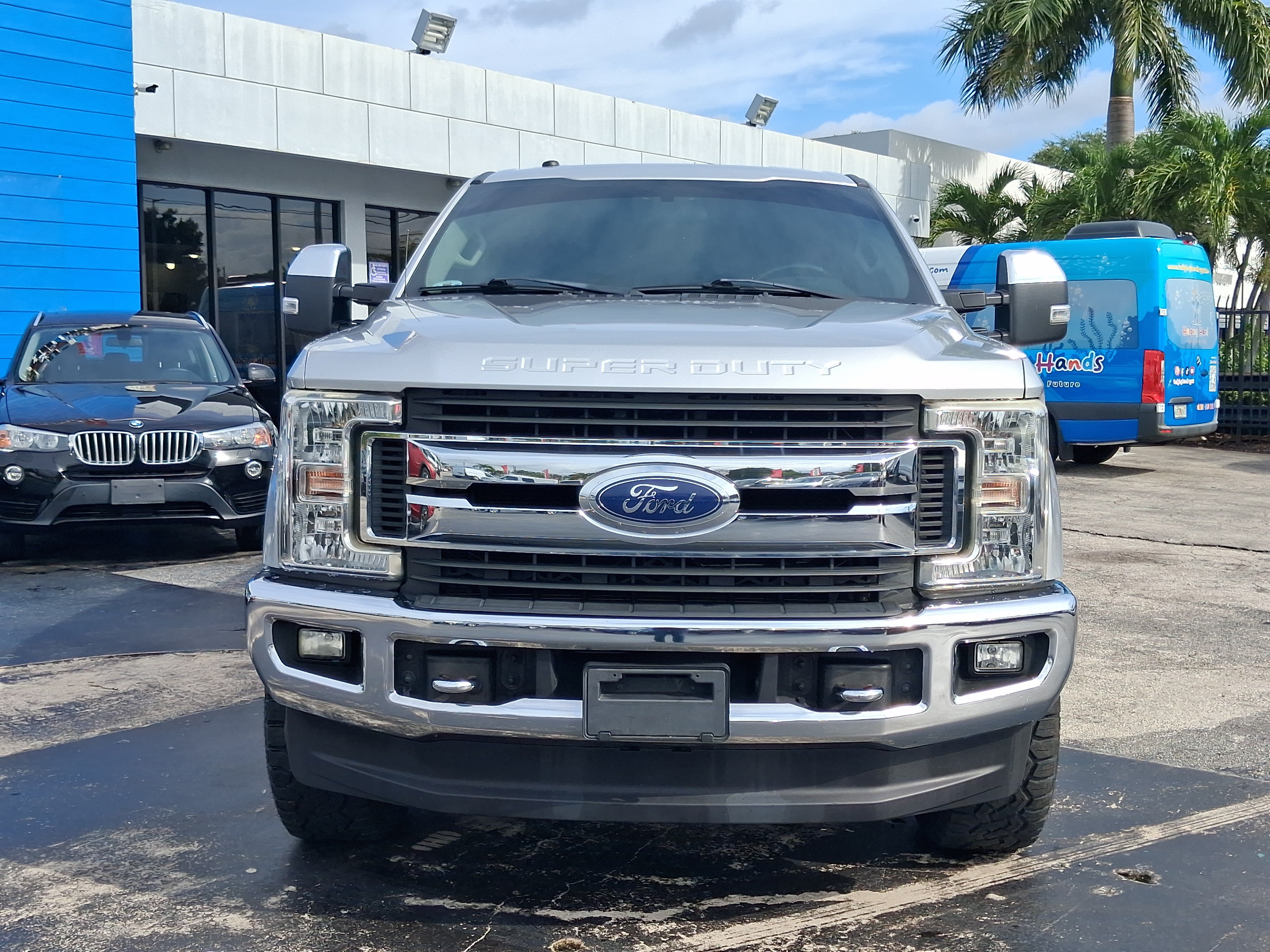 Used 2018 Ford F250 XLT w/ XLT Premium Package AWD/4WD image 3